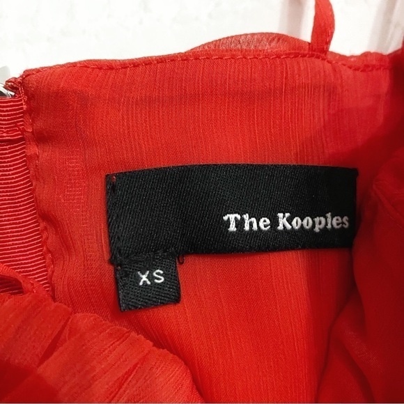 The KOOPLES CARDINAL RED SPAGHETTI STRAPS PLEATED FLOWY MINI CHIFFON DRESS - XS - Picture 8 of 10